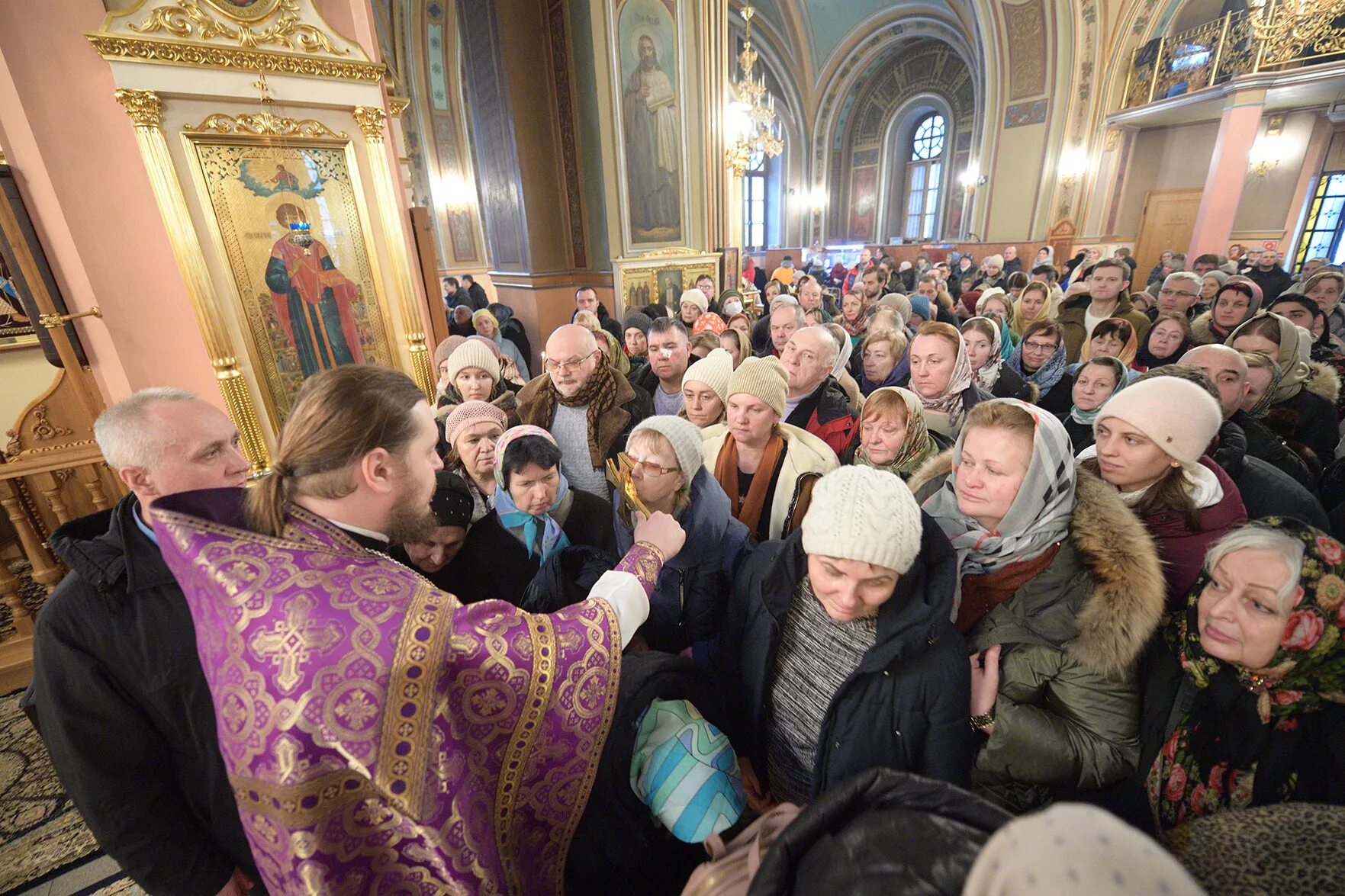 Работа в покровском монастыре. Православная женщина. Женский монастырь. Православие. Покровский монастырь.