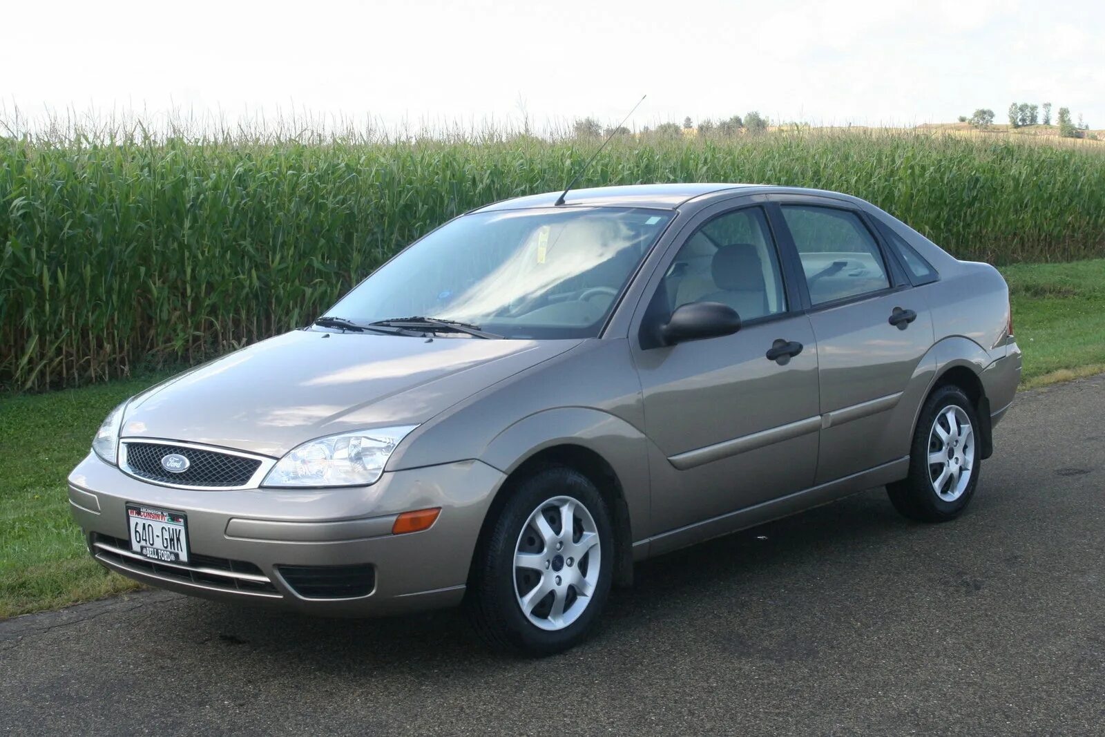 Форд 2005 г. Ford Focus se zx4. Фокус 1 zx4. Ford Focus 2005 zx4 zx5. Форд фокус 1 2005 года.