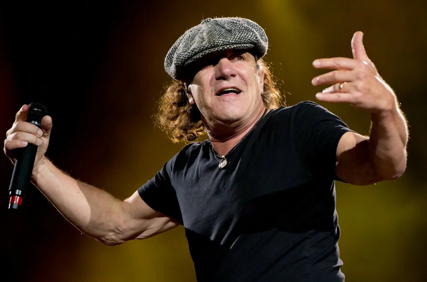 Брайан Джонсон. Вокалист AC DC. Brian Johnson AC DC. Вокалист Брайан Джонсон.