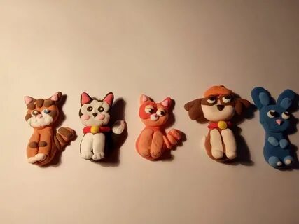 Маленькие игрушки из пластилина