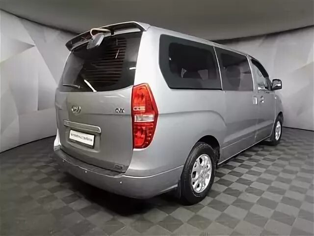 Starex 2006. Hyundai Starex 2006. Хендай Старекс серый. Хундай Старекс 80 л. Куплю б у хундай старекс