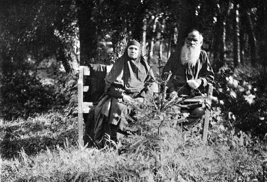 Дети Льва Николаевича и Софьи Андреевны Толстых - Сережа, Лёва, Таня и Илюша. 18