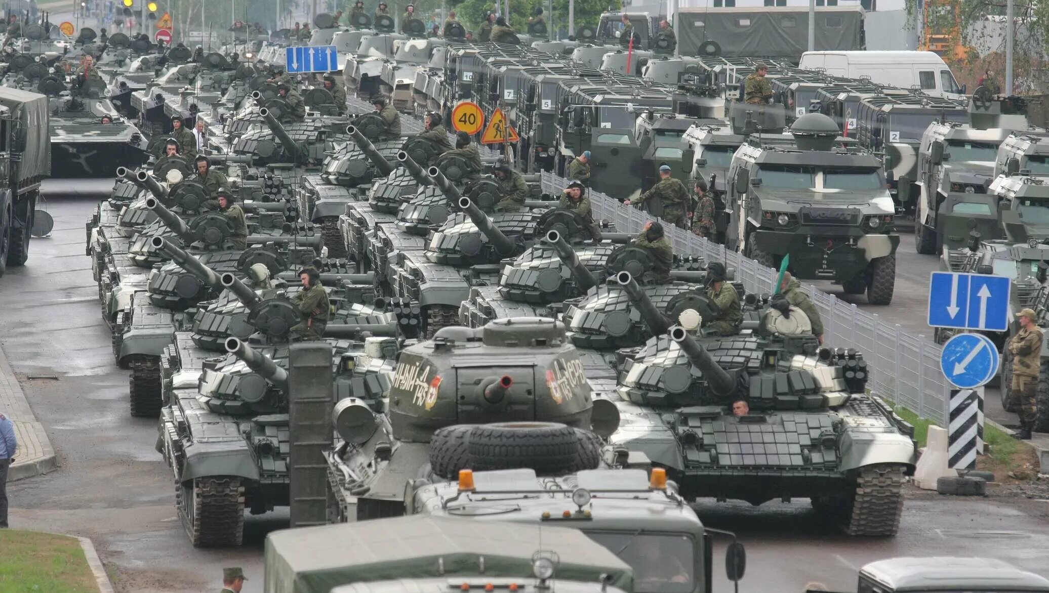 Фото колонны военной техники В Липецкой области заметили колонну частной армии пригожина 24 июня, фото, видео