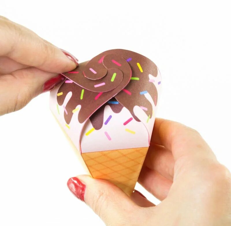 Коробка с мороженым. Коробка мороженого. Картонная упаковка для мороженого. Мороженое в коробочке. Коробки для подарка мороженое.