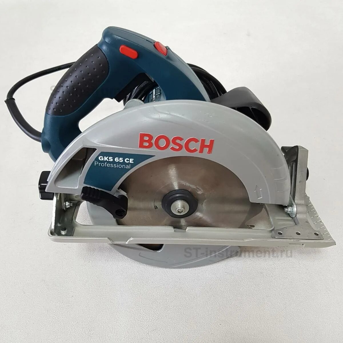 Bosch 190 купить. Бош GKS 65. Дисковая пила Bosch GKS 65 ce. Bosch GKS 190. Bosch дисковая пила GKS.