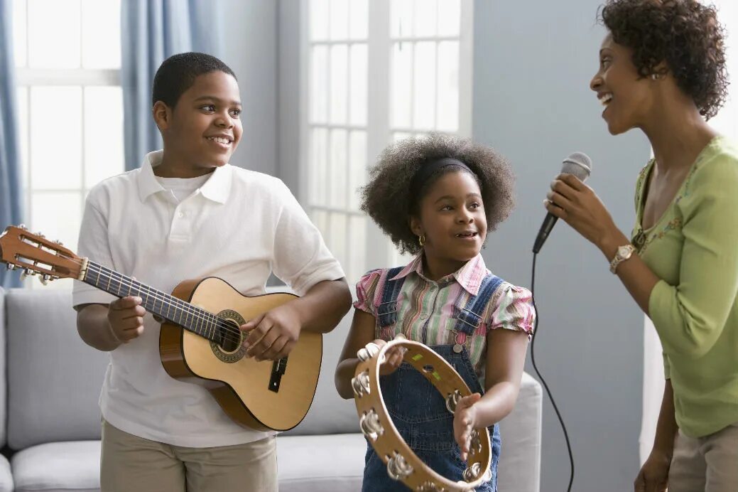 Family sing. Пение в семье. Музыка в семье. African American Music. Kids Talent show.