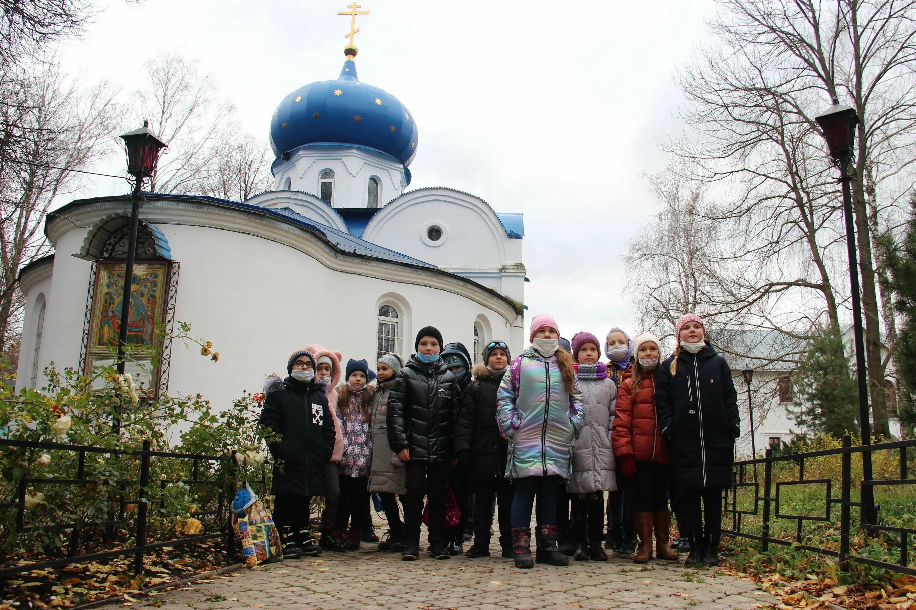 Свято успенский новомосковск. Свято Успенский Новомосковский монастырь. Свято-Успенский мужской монастырь Новомосковск. Успенский монастырь Новомосковск. Мужской монастырь в Новомосковске Тульской области.