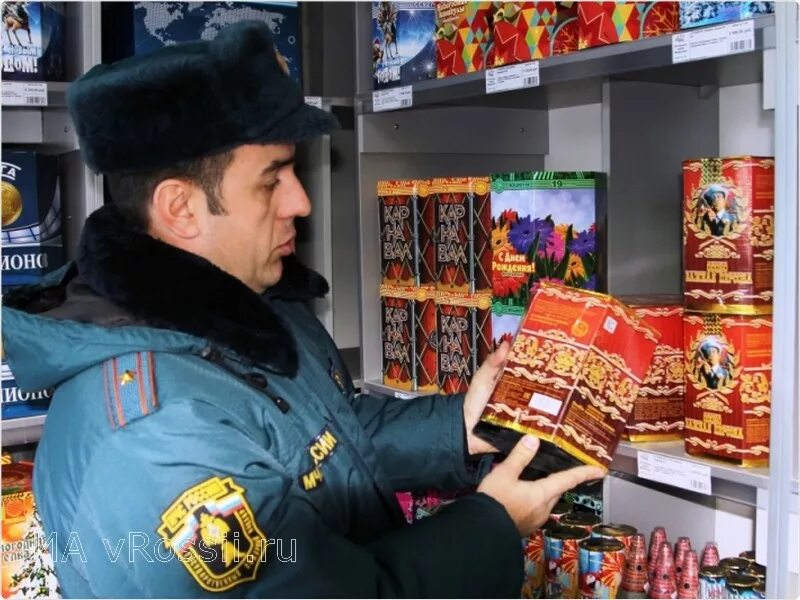 Со скольки можно продавать пиротехнику