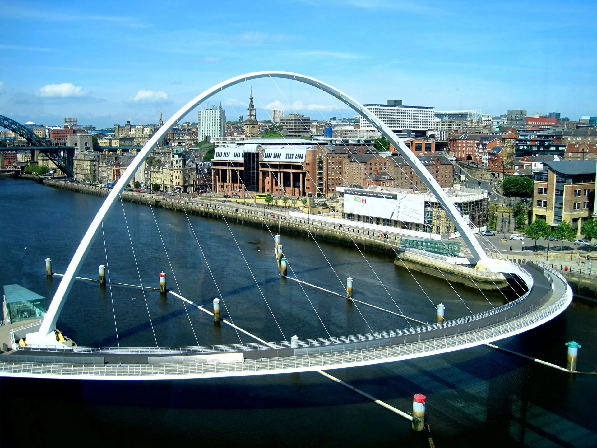 Что символизирует мост. Мост тысячелетия (gateshead millennium bridge). мост миллениум в гейтсхед, англия. мост миллениум, гейтсхед, 2001. gateshead millennium bridge, ньюкасл,.