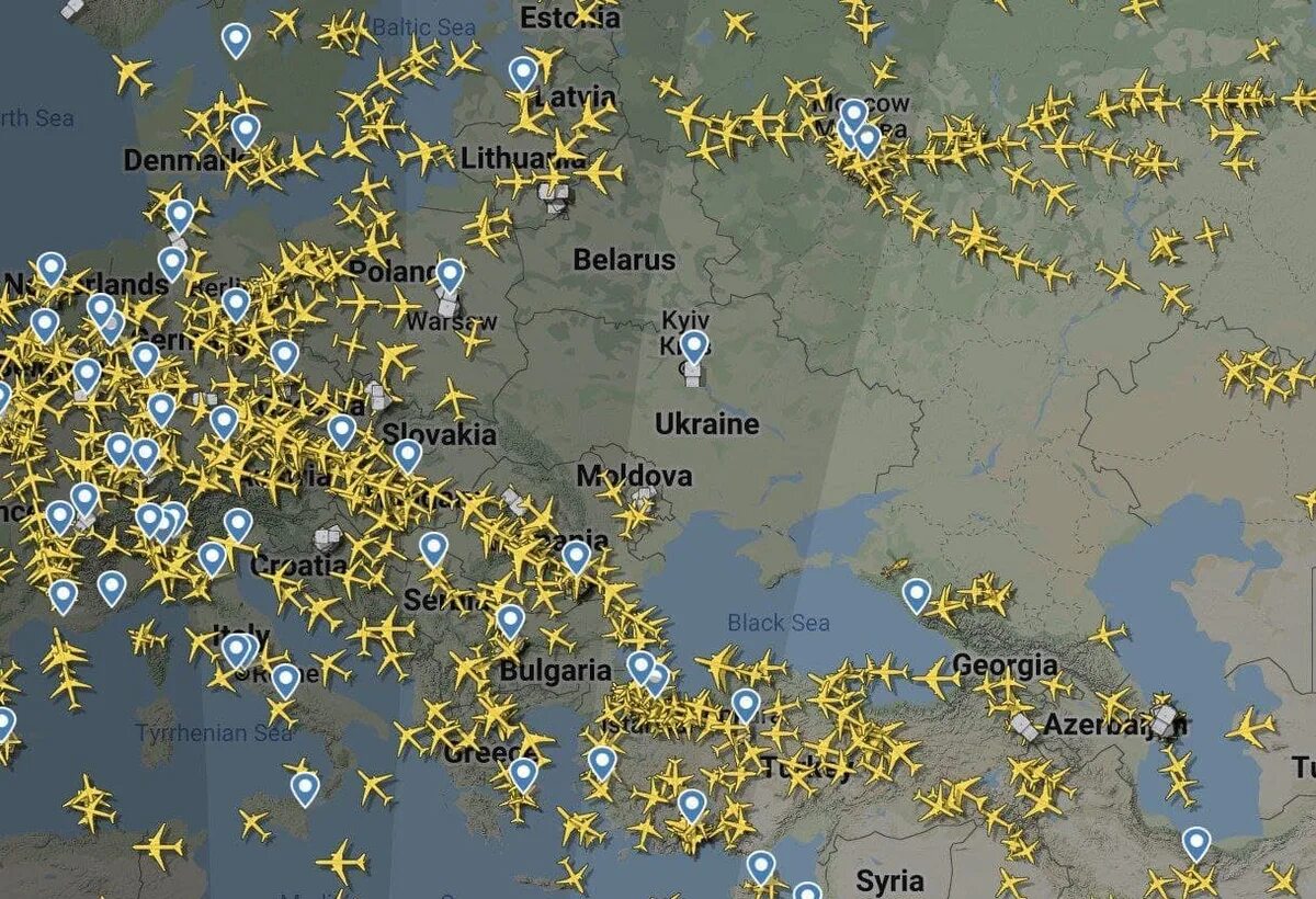 Удары по украине по каким городам. Воздушное пространство. Аэродромы Юга Украины. Военные аэропорты Украины. Небо над Украиной.
