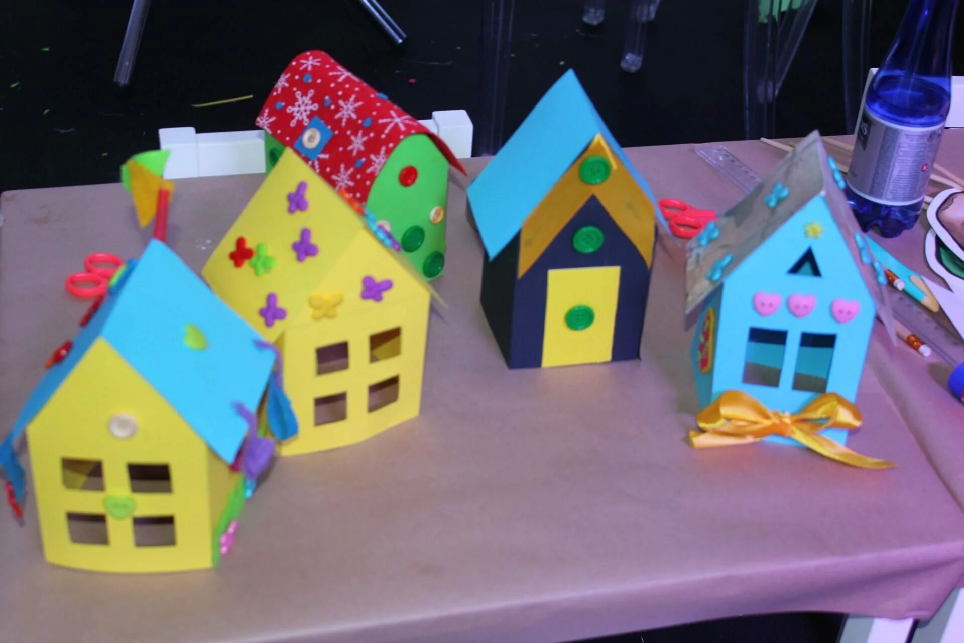 развертка домика. макет бумажного домика. сказочный домик рисунок. макет домика для детей. красивый домик из картона.