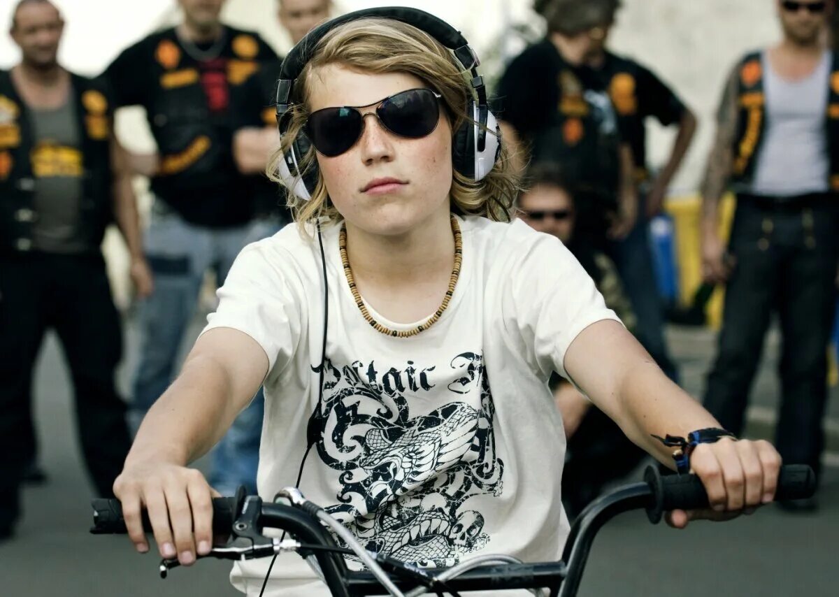 деревенские крокодилы 2009. деревенские крокодилы 2009. "деревенские крокодилы 1,2,3 ". деревенские крокодилы 2009. деревенские крокодилы 3 vorstadtkrokodile 3 2011.