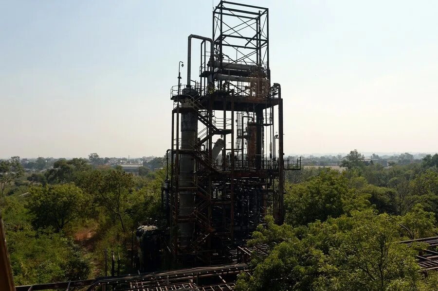 Завод union carbide бхопал. Завод юнион карбайд в бхопале до катастрофы. Бхопальская катастрофа 3 декабря 1984 года. Бхопал завод. Техногенная катастрофа в индии бхопале 1984.