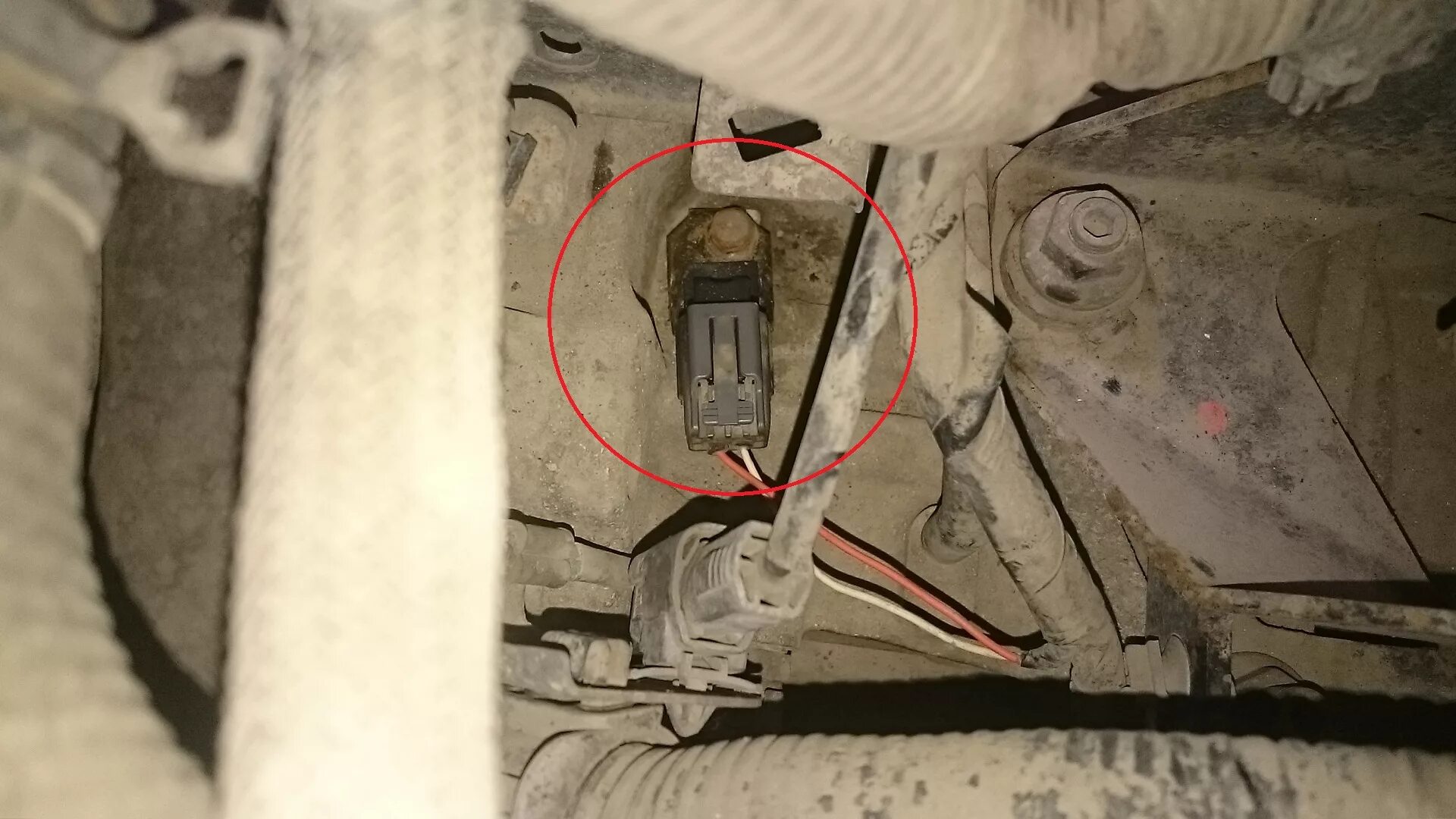 Ошибка р 500. P0500 мазда mpv. p0720 ford focus 3. p0715 mazda. p0720-ff mazda.