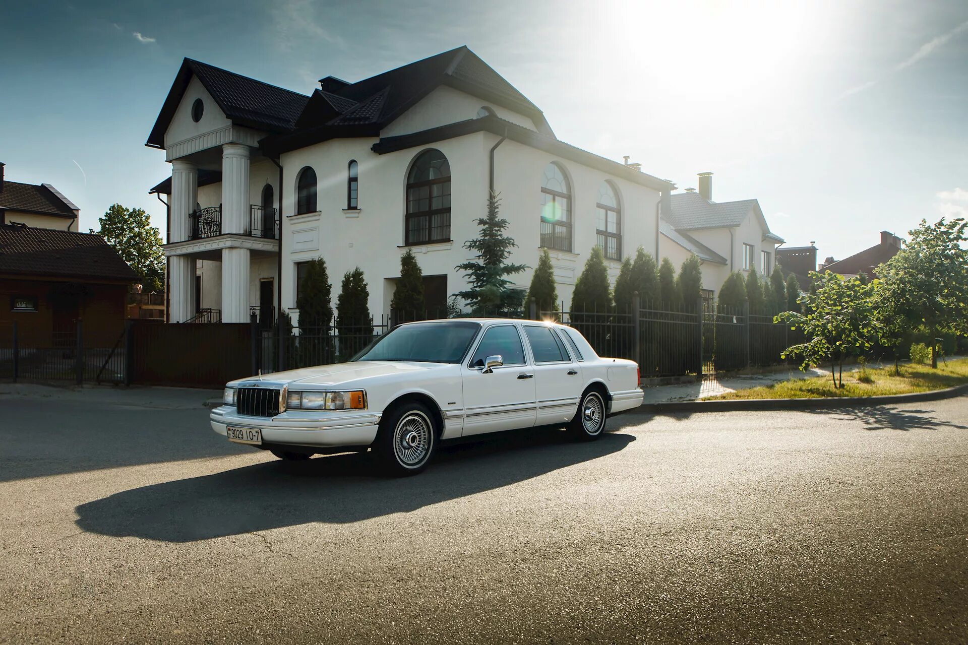 Линкольн кар 2. Lincoln Town car 1990. Линкольн Таун кар 1997. Линкольн Таун кар 2005. Lincoln Town car 2005.