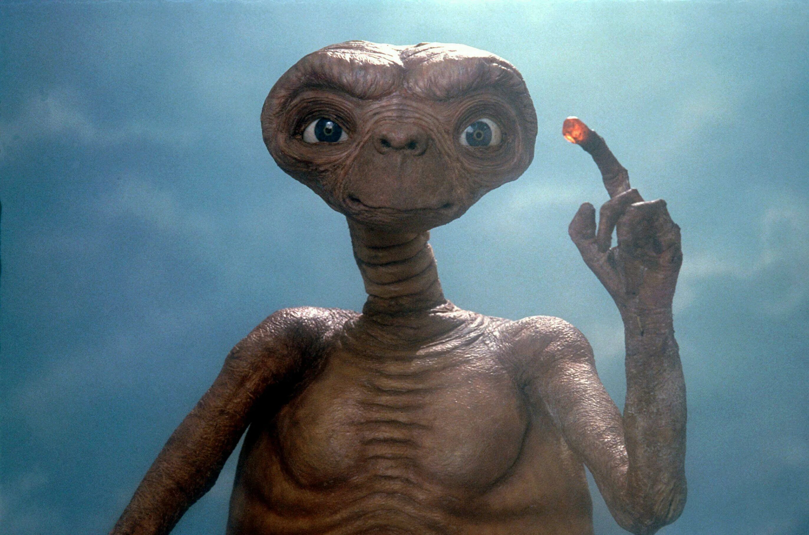 The extra years are. Инопланетянин e.t. the Extra-Terrestrial 1982.
