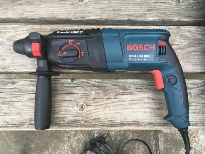 Перфоратор бош gbh 26. Перфоратор Bosch GBH 2-26. Перфоратор Bosch GBH 2-28 Dre. Bosch 2-26 Dre professional. Перфоратор GBH 2-26 Dre.