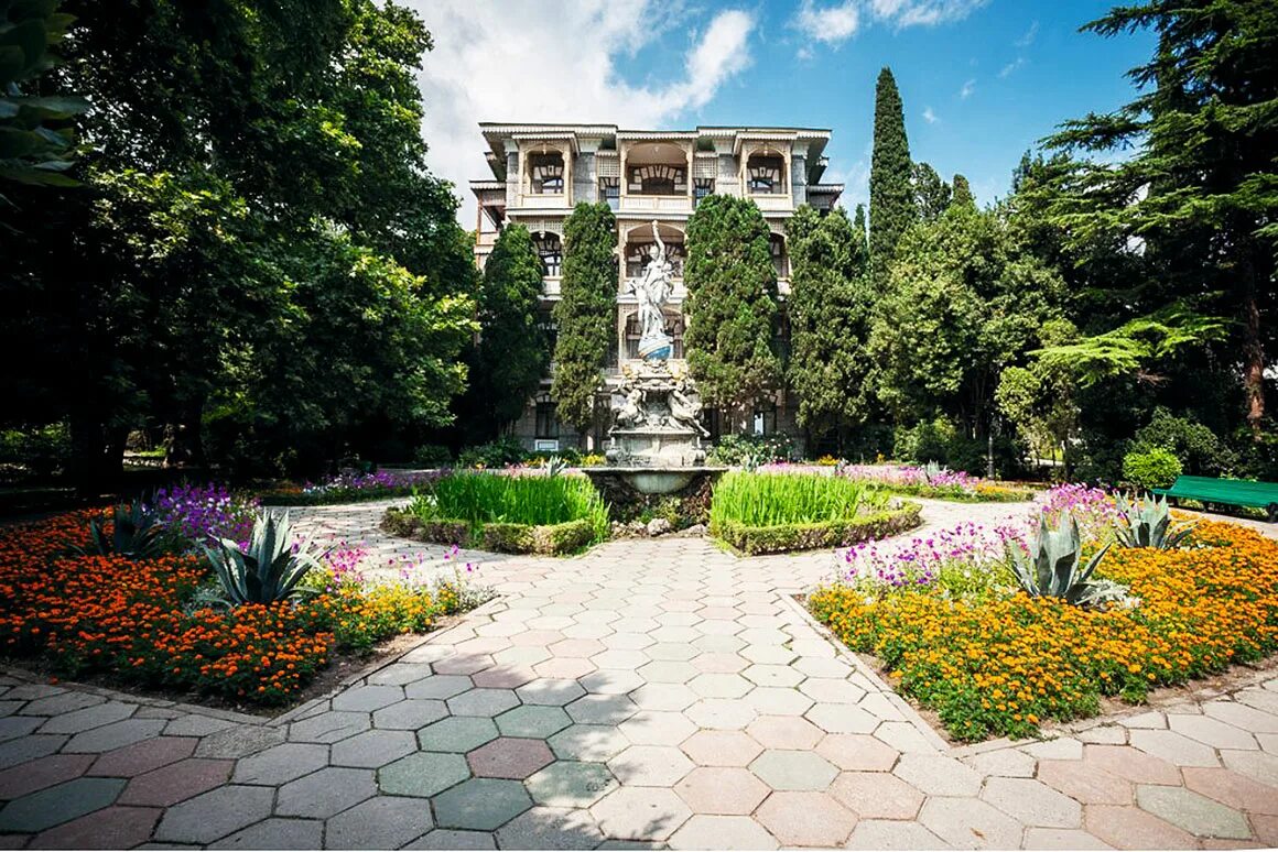 санаторий гурзуф в поселке гурзуф. санаторий гурзуфский ялта. ялта гурзуф санаторий гурзуфский. парк санаторий гурзуфа. ялта гурзуф санаторий гурзуфский.