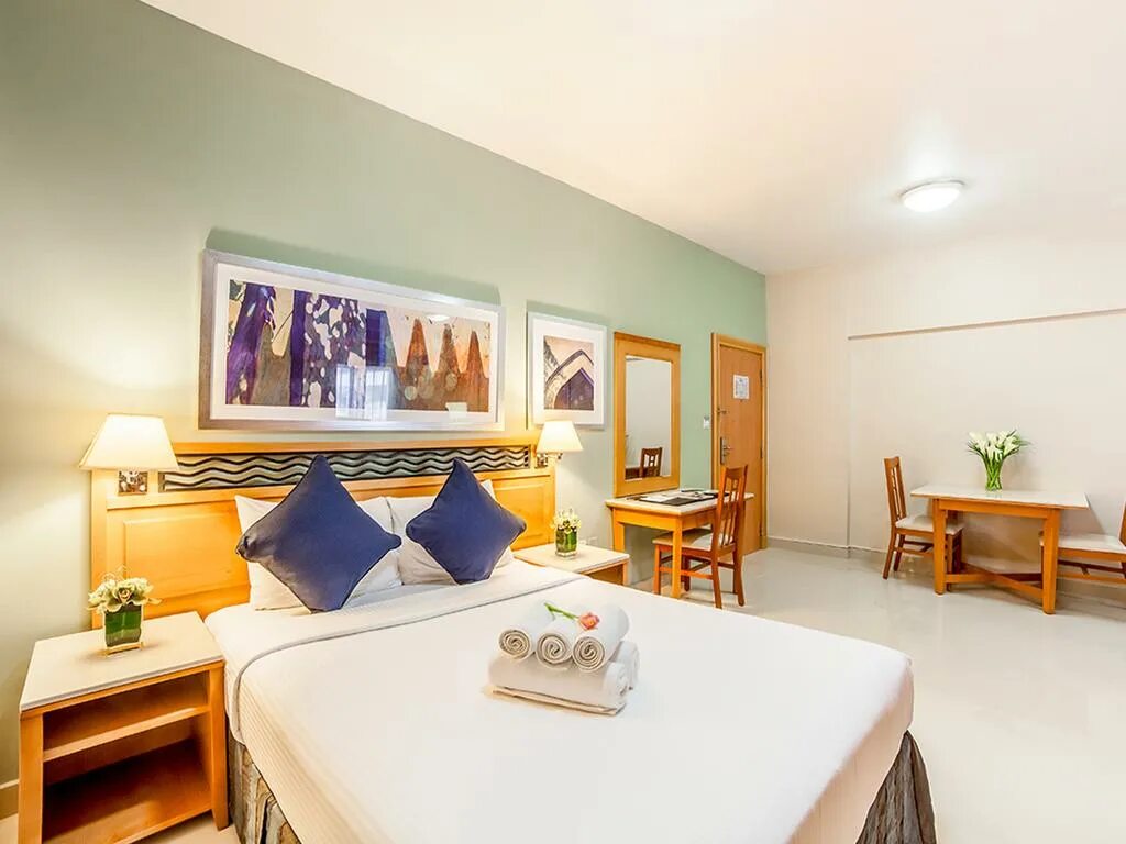 Golden sands 5 дубай. Голден сандс отель дубай. Golden sands apartments dubai. Golden sands hotel apartment - 3 apart. Golden sands hotel apartments дубай.