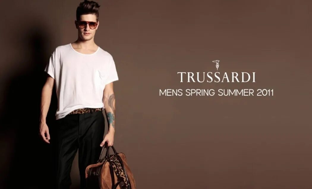 Trussardi одежда. Труссарди бренд одежды. trussardi баннер. труссарди одежда реклама. труссарди реклама.