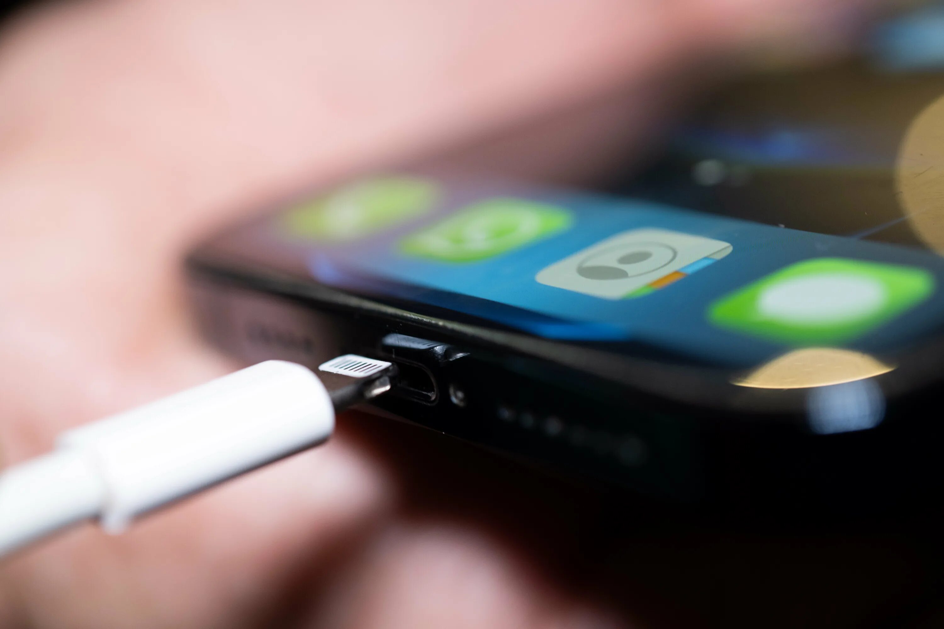 Как продлить жизнь аккумулятору iphone