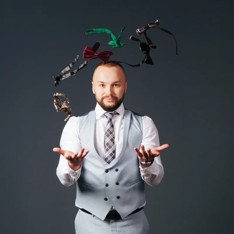 Роман шахов радио. Роман шахов диктор. Юрий шах беларусь. Роман шахов. Шахов ведущий.