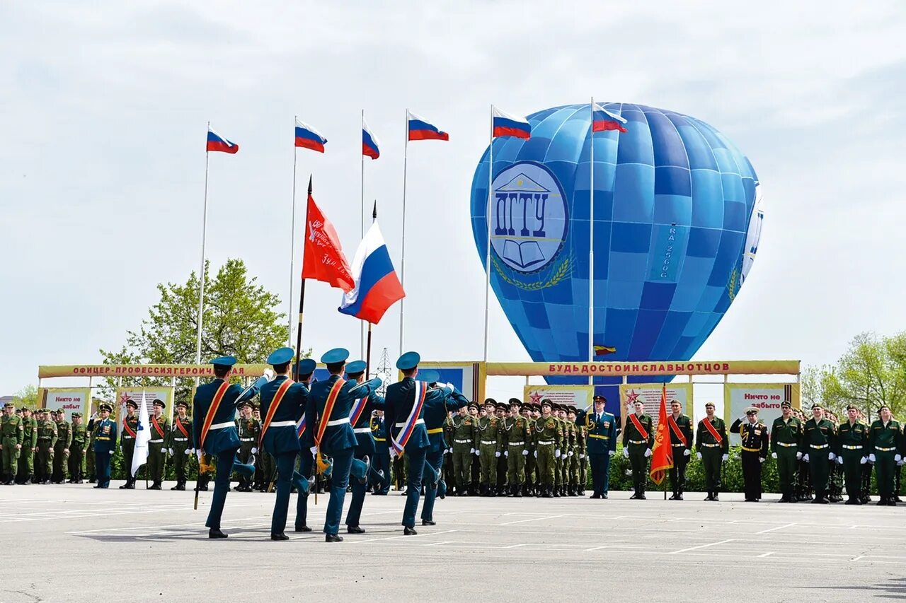 Учебные центры ростовской области. ВУЦ ДГТУ. Военный учебный центр ДГТУ. Военно учебный центр ДГТУ Ростов. ДГТУ Шаповалова 2.