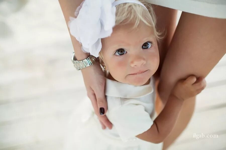 алиса тимуровна юнусова. дочка алиска. дочка тимати алиса. алиса юнусова новорожденная. алиса юнусова стрижка.