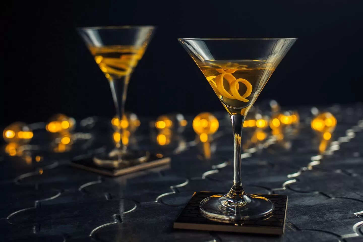 Casino cocktail. Vesper Martini. James Bond Vesper Cocktail. Vesper коктейль. James Bond Vesper Martini.