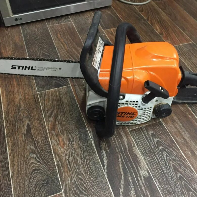 Авито куплю бензопилу б у. Бензопила Shtil 170. Stihl MS 170 360. Пила штиль 170 красного цвета. Шина штиль 170.