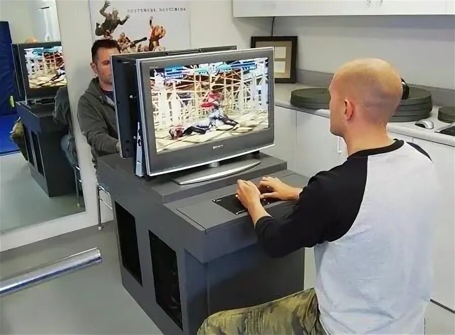 Test testing games