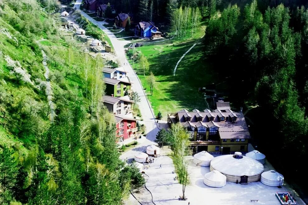 Отдых в алматы лесная сказка. Горный курорт-отель "Ой-Карагай" (Лесная сказка). Горный курорт-отель "Лесная сказка" (Казахстан, Алматы). Oi QARAGAI Лесная сказка. Лесная сказка Талгар