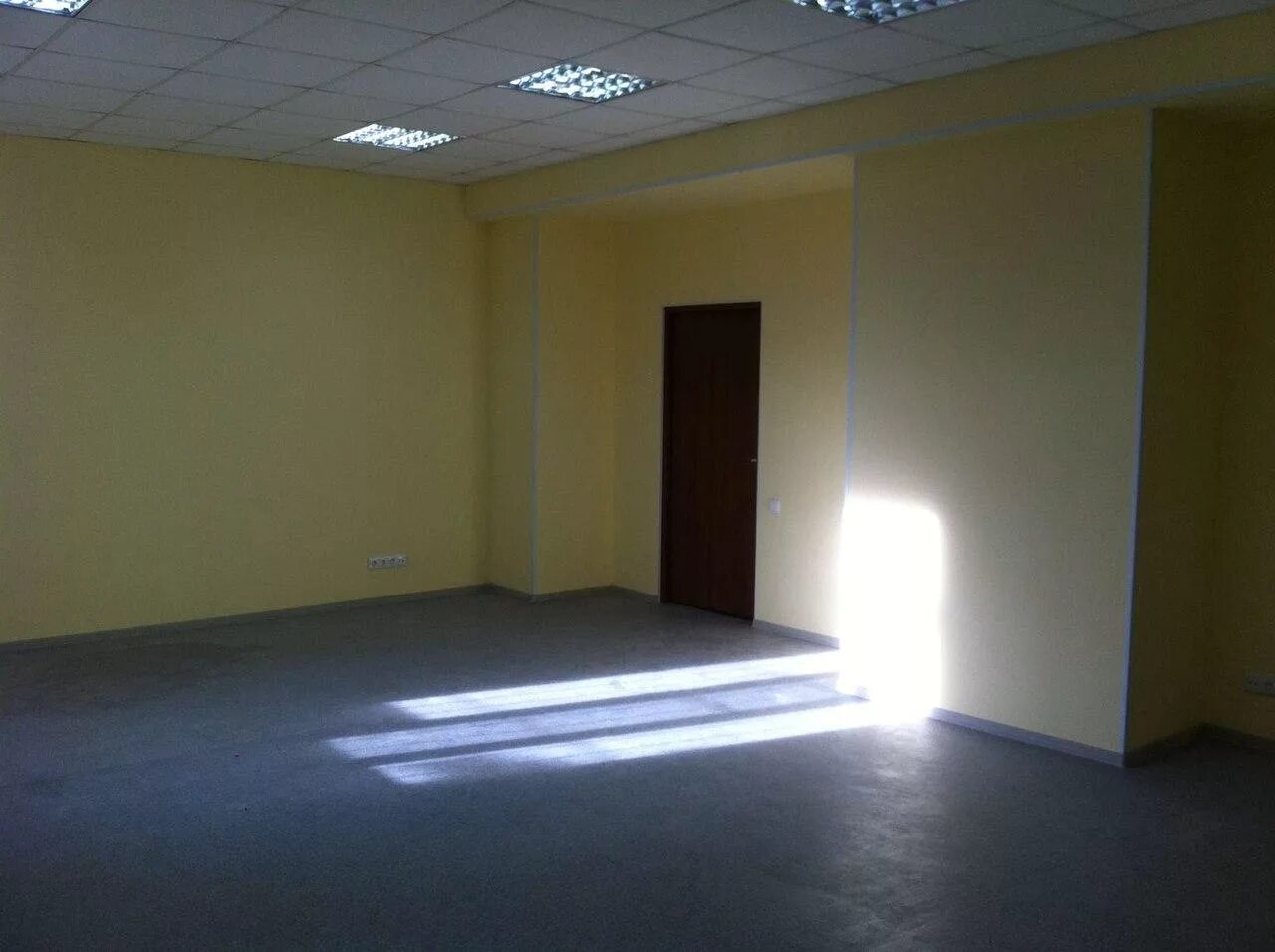 Сниму помещение в аренду от собственника. Нежилое помещение. помещение 20 кв.м. помещение от собственника. помещение 20 квадратных метров.