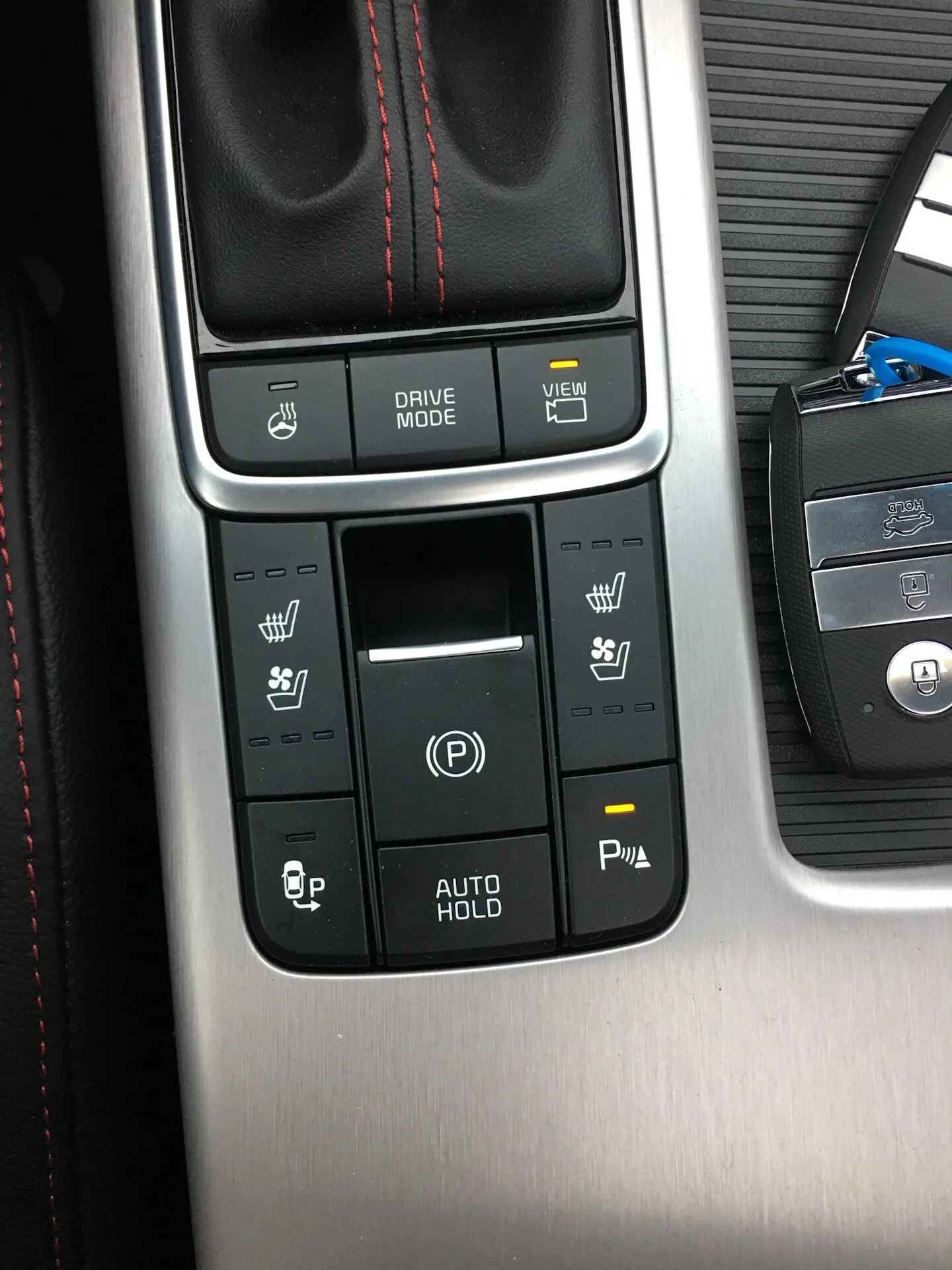Кнопка auto hold что это. Кнопка mode кия маджентис. кнопка ауто.
