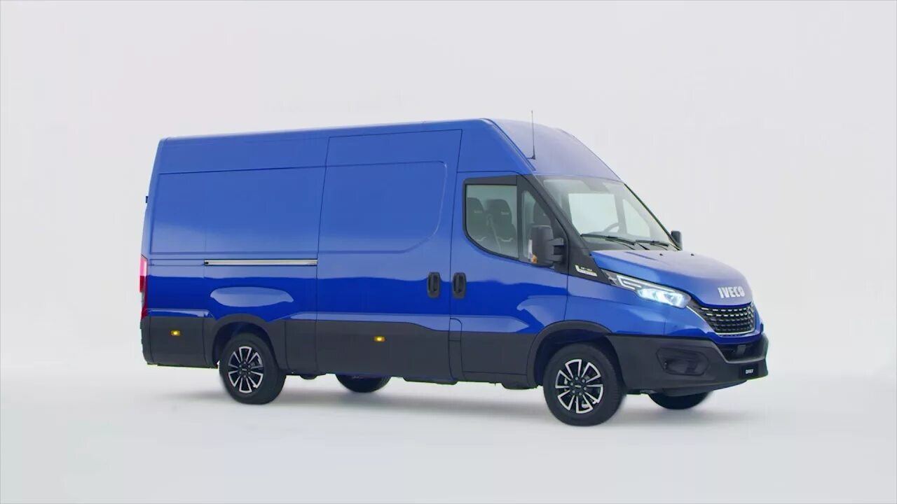 Iveco Daily 4wd van. Ивеко Дейли 4 поколение. Ивеко Дейли фургон 2007 года. Iveco Daily шасси.