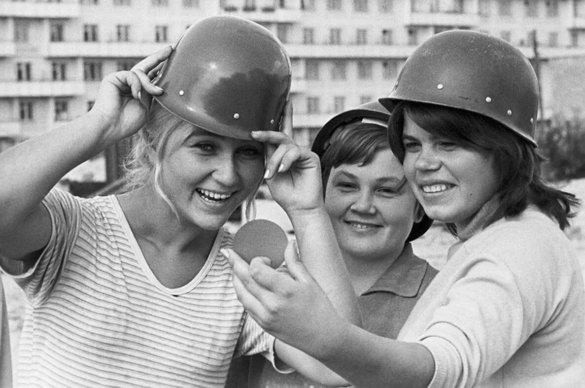 Ткачиха. Лимитчицы лумпова. Лимитчики вон из москвы. Ткачиха. Лимитчики в москве ссср.