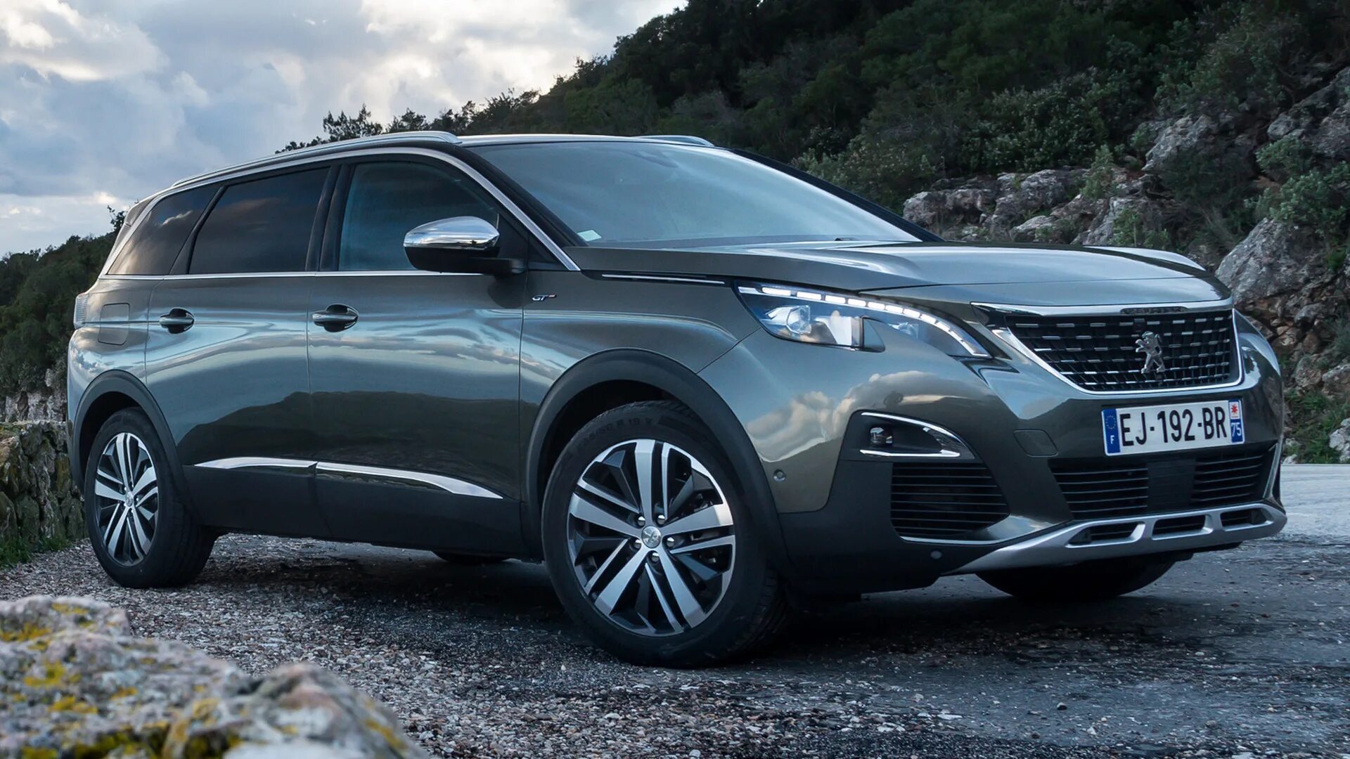 Peugeot 5008. Новый Peugeot 5008. Кроссовер Пежо 5008. Peugeot 5008 2019. Peugeot 5008 2018.