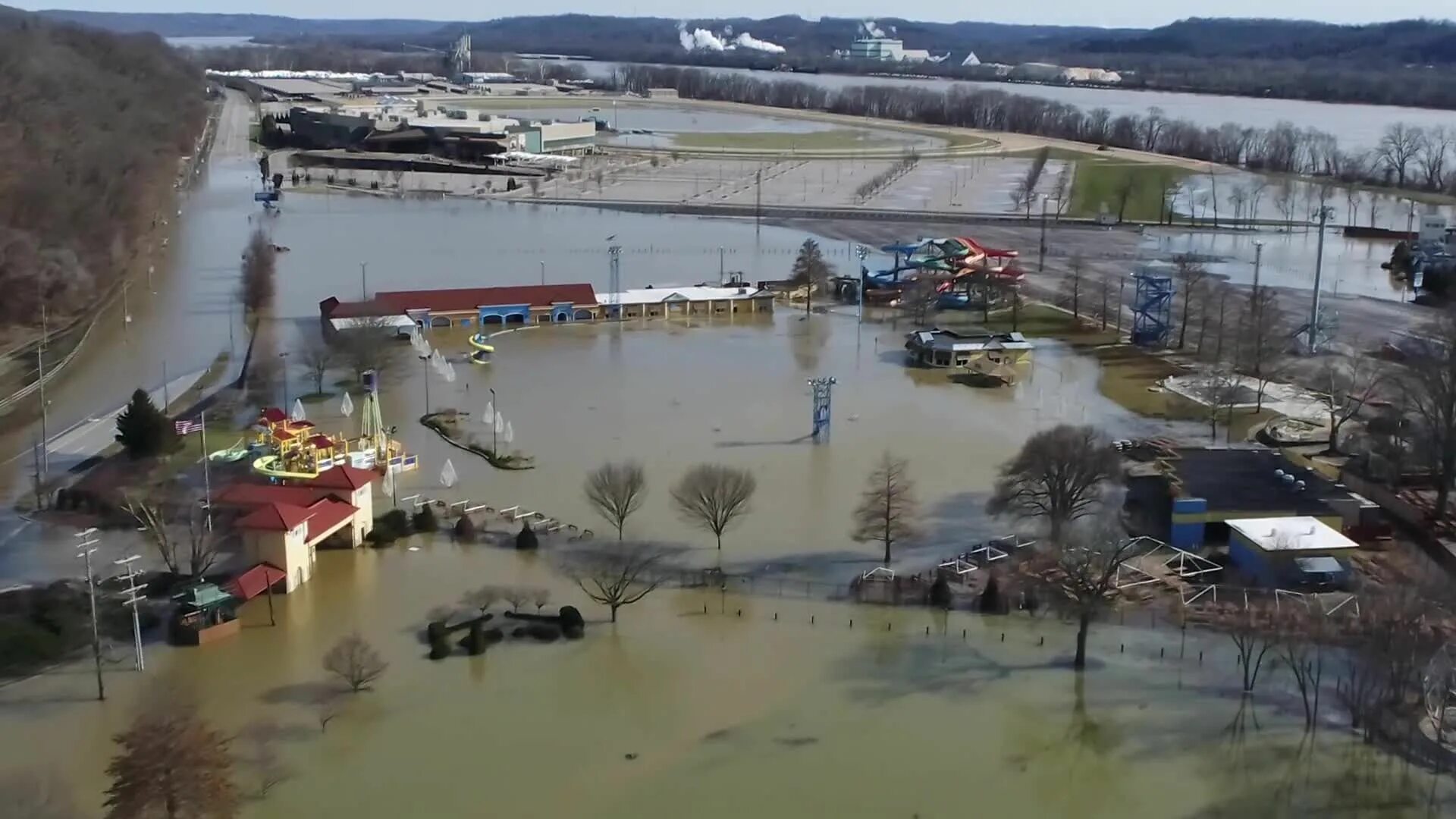 Питание реки огайо. Огайо наводнение. Long Island наводнение. Наводнение в 2013 году в США. Река Огайо.