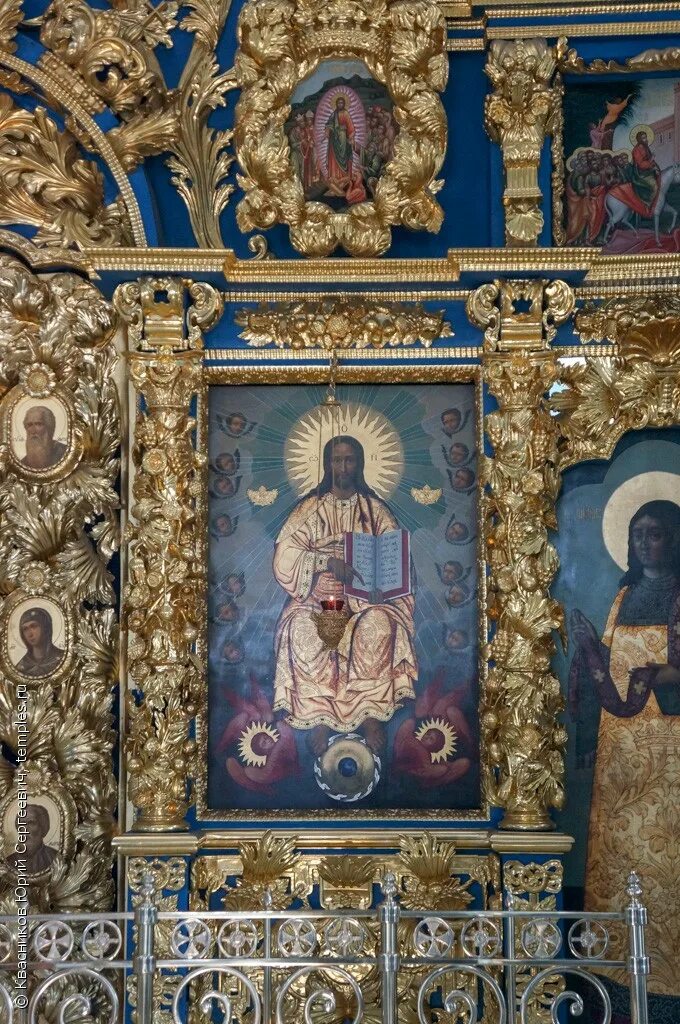 храм знамения пресвятой богородицы в дубровицах внутри. церковь в дубровицах подольск иконостас. знаменская церковь дубровицы иконостас. дубровицы церковь знамения пресвятой богородицы. знаменская церковь дубровицы иконостас.