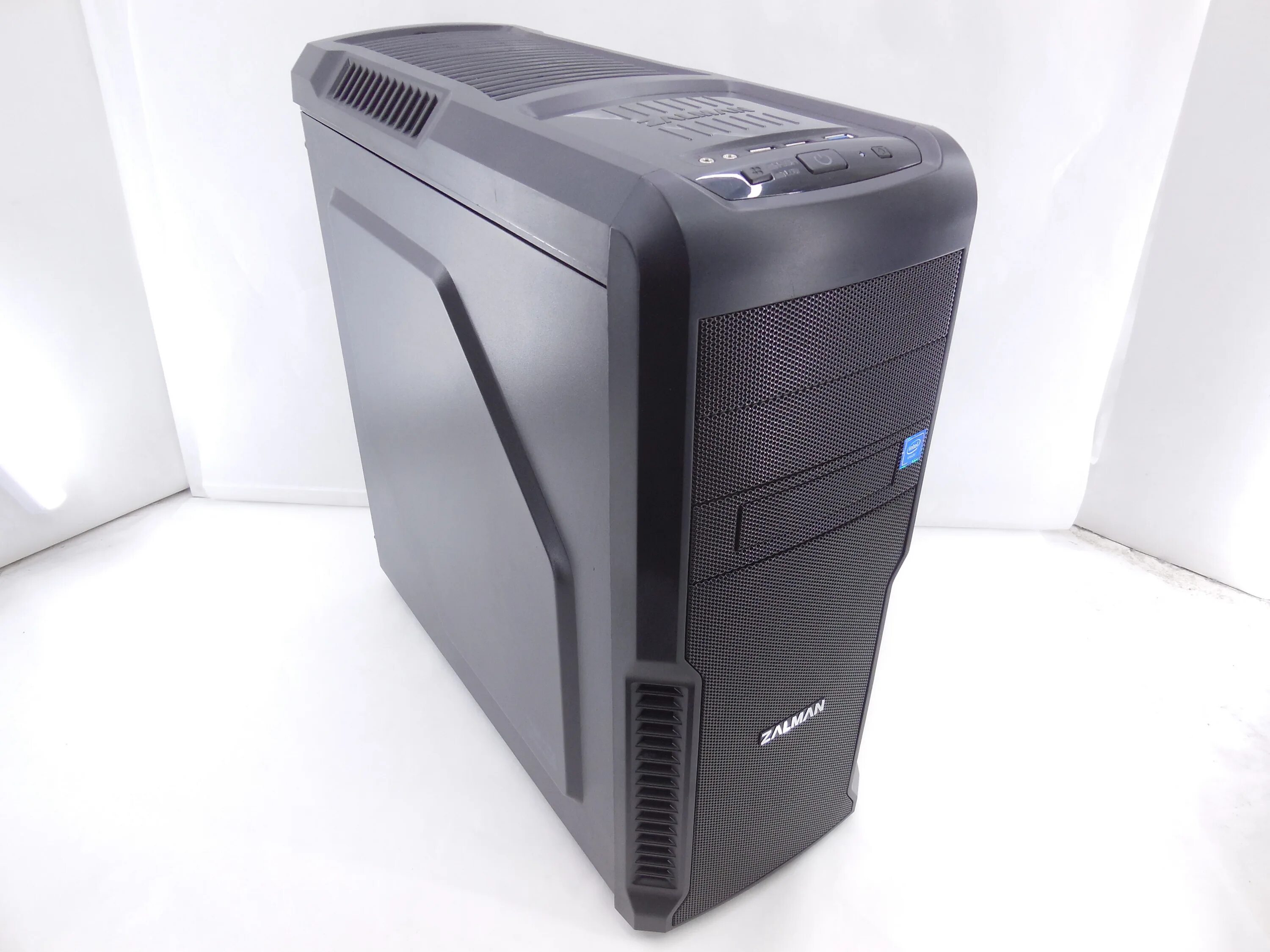 Компьютерный корпус zalman z3. Zalman z3 black. корпус zalman z3. корпус zalman z3 black. zalman z3 iceberg black.