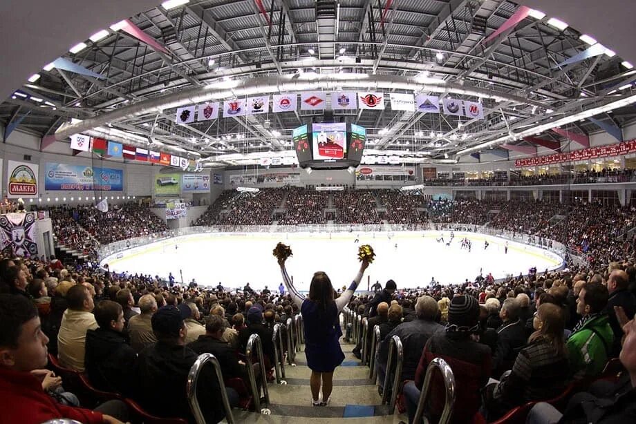 Арена трактор челябинск. Арена трактор челябинск. Арена трактор челябинск. Ледовая арена челябинск. Ледовая арена челябинск.