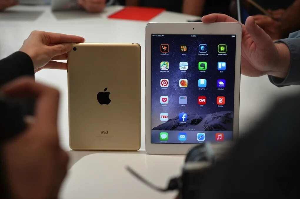 Ipad air обзоры. Apple IPAD Mini 5. IPAD Air m1. IPAD Mini 1. IPAD Apple Mini m1.