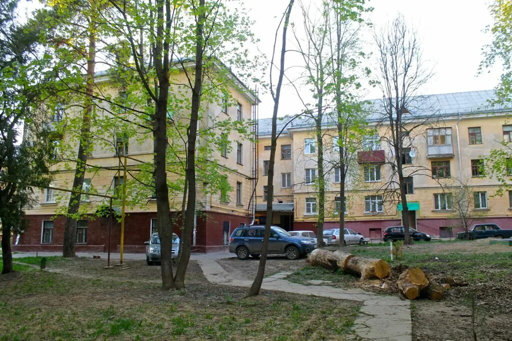 Обнинская ул. Обнинск дворы. Город Обнинск Калужской. Город Обнинск улица Калужская. Калужская 3 город Обнинск.