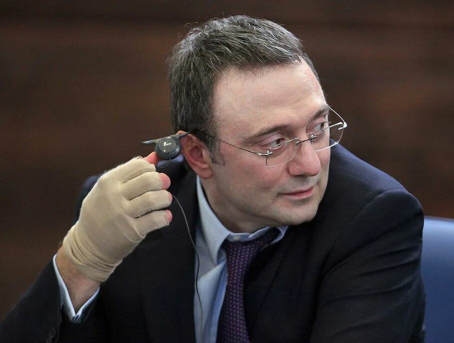 Бизнесмен сулейманов. Бизнесмен сулейманов. Бизнесмен сулейманов. Сулейман керимов. Сенатор сулейман керимов.