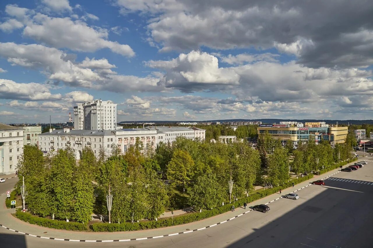 Дзержинск. Город Дзержинск Нижегородская область. Дзержинск центр города. Набережная в Дзержинске Нижегородской области.