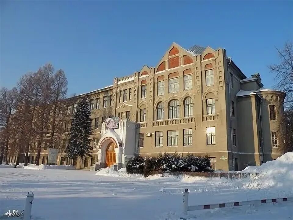 Зима аграрный университет омск. Омгау почта. Омский аграрный университет площадь. А. Столыпина.