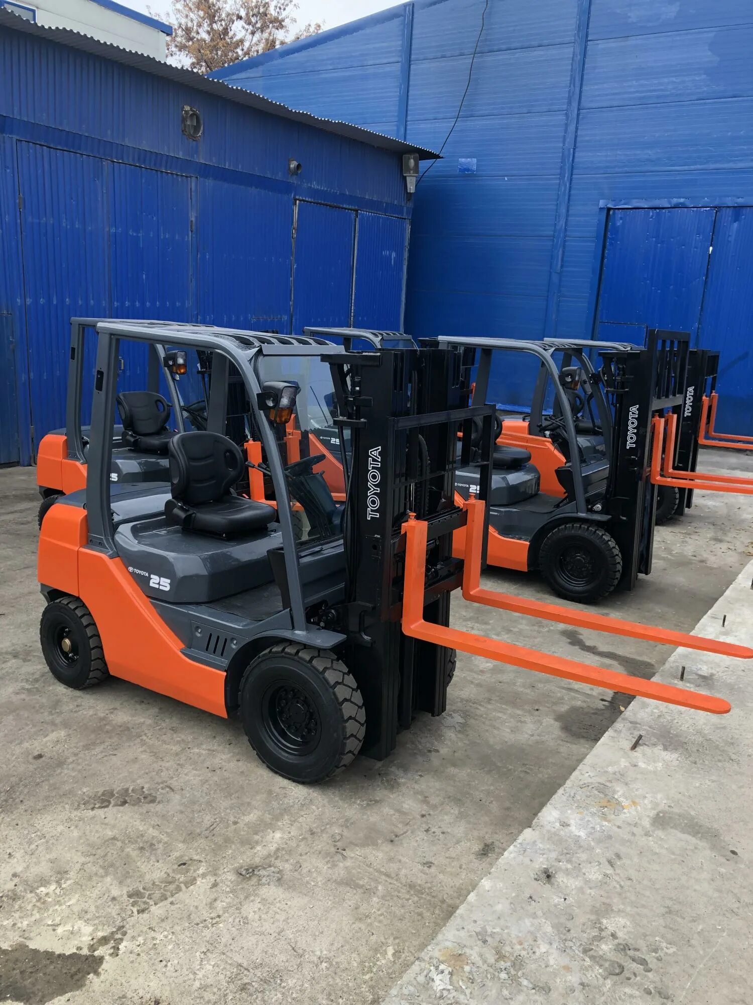 Погрузчик вилочный бу. Hangcha cpd20j. Вилочный погрузчик hangcha xpd15m200. Komatsu fg15-17. 5т.