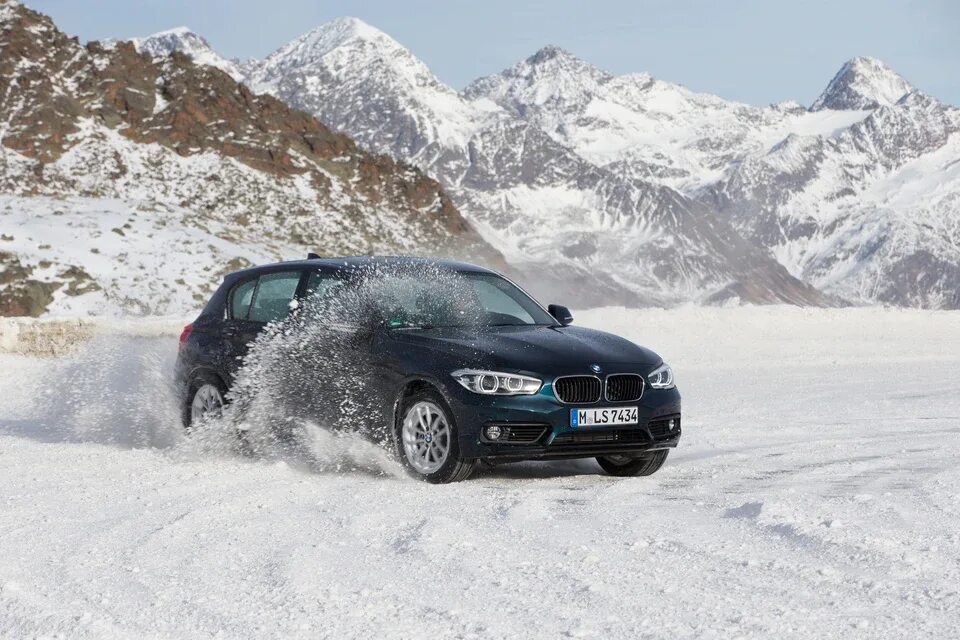 Бмв х6 полный привод. X drive bmw плптп. Bmw gran coupe 640i xdrive. Бмв xdrive. Bmw 7 зимой.