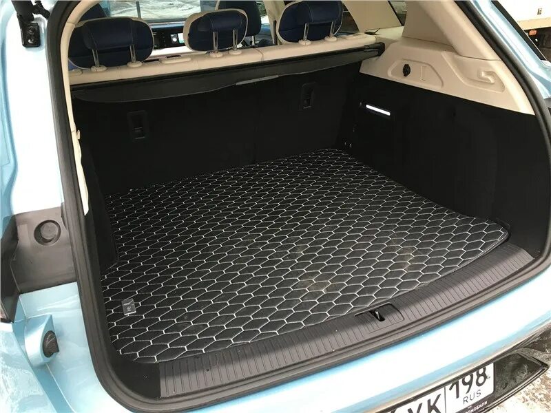 Hyundai tucson iv 2021. Hyundai tucson 2021 багажник. Kia sportage 2022 багажник. тойота секвойя багажник. багажник 2023.