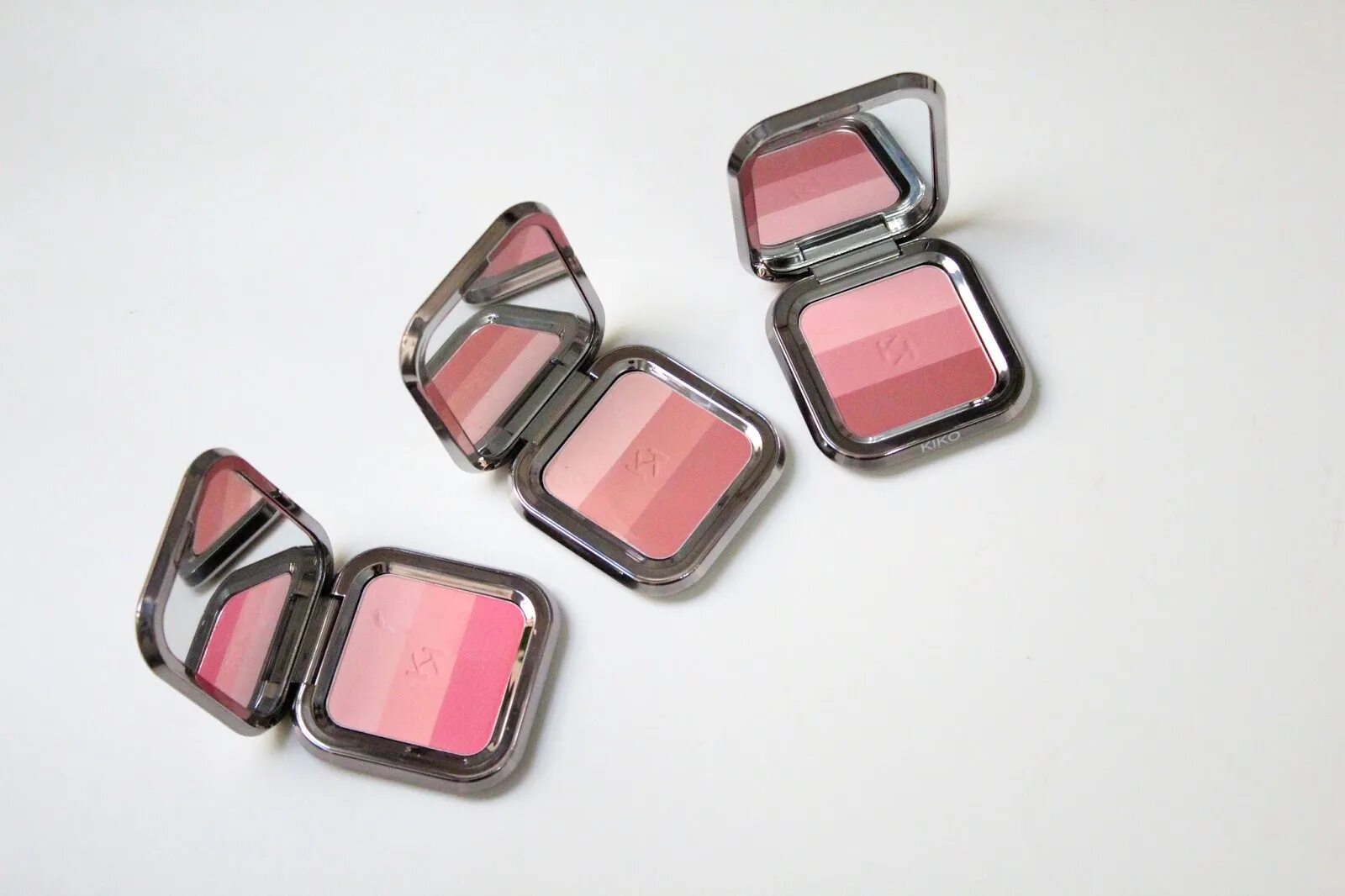 Kiko blush. Kiko румяна 03. румяна кико 02. румяна кико милано. kiko milano румяна трио shade fusion.